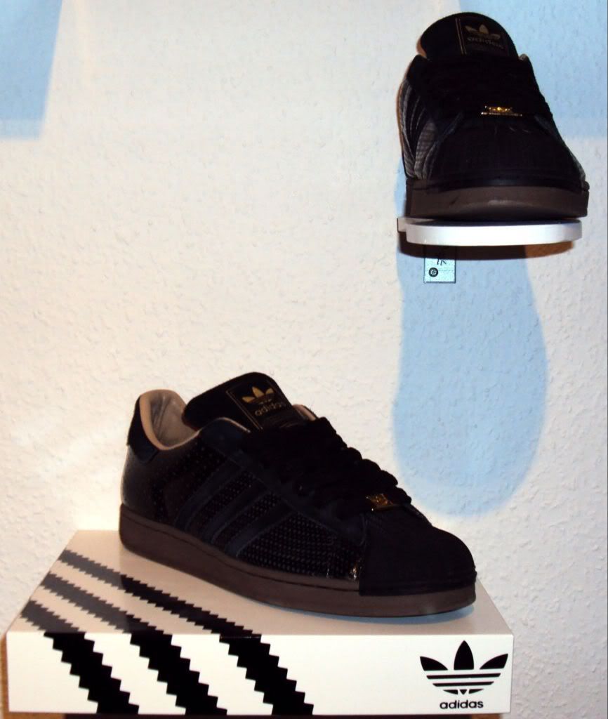 [Image: AdidasSuperstarI-Black-Tan.jpg]
