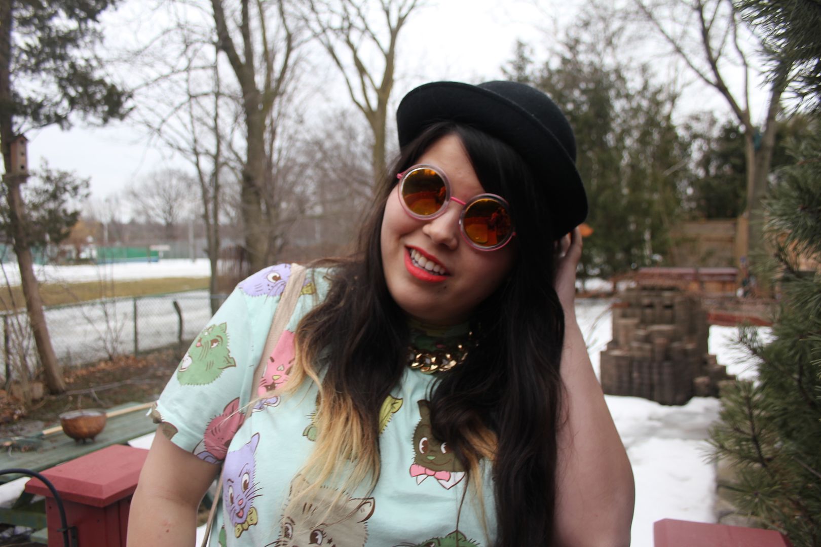 plus size fashion canada toronto cat sunglasses velvet harem pants flats plus size canadian fashion blogger