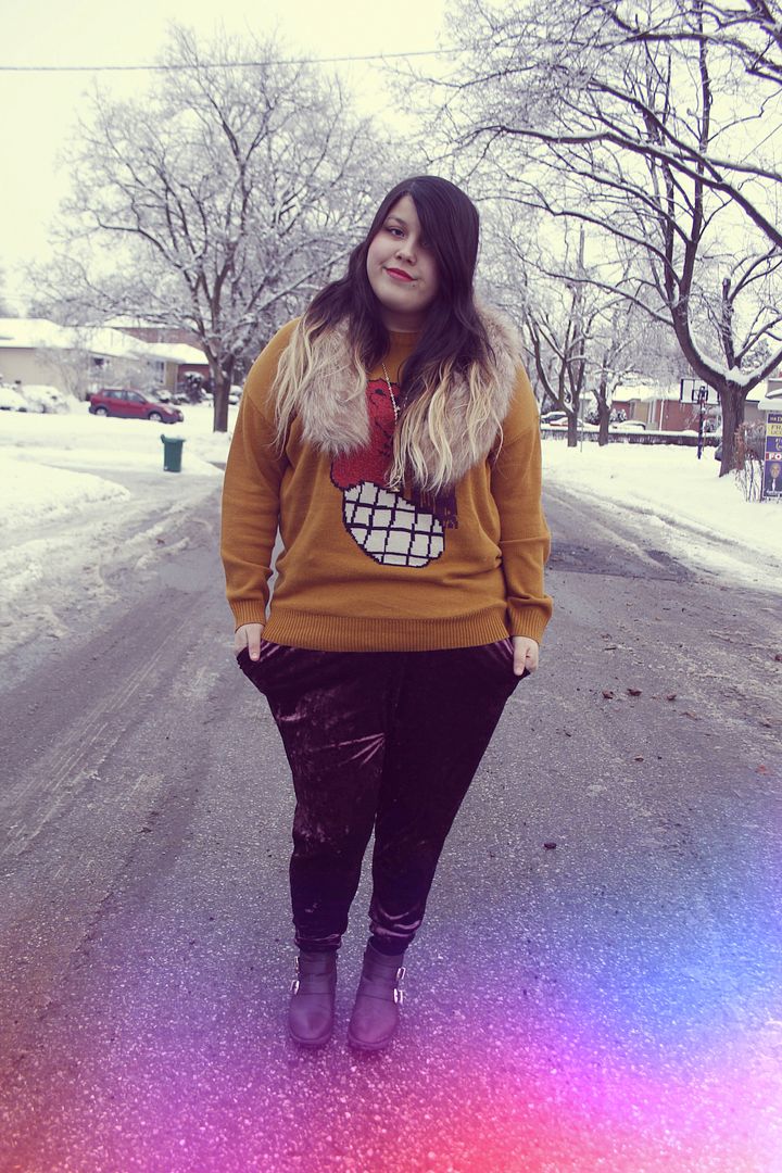 Jessica Ip Plus Size Fashion Blogger Toronto Fur Velvet Harem Pants Urban Outfitters Outfit