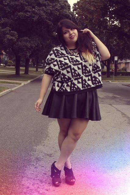 Jessica Ip Plus Size Fashion Blogger Toronto plusblogger new look leather skirt fatshion 