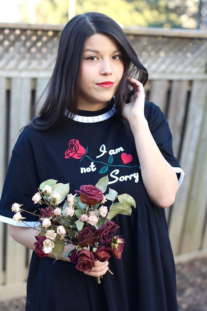 lazy oaf not sorry dress plus size fashion inbetweenie curvy fashion toronto canada blog blogger