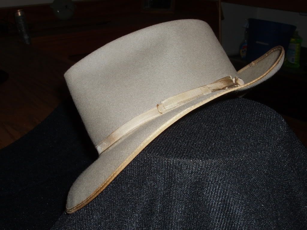 Hat3011.jpg